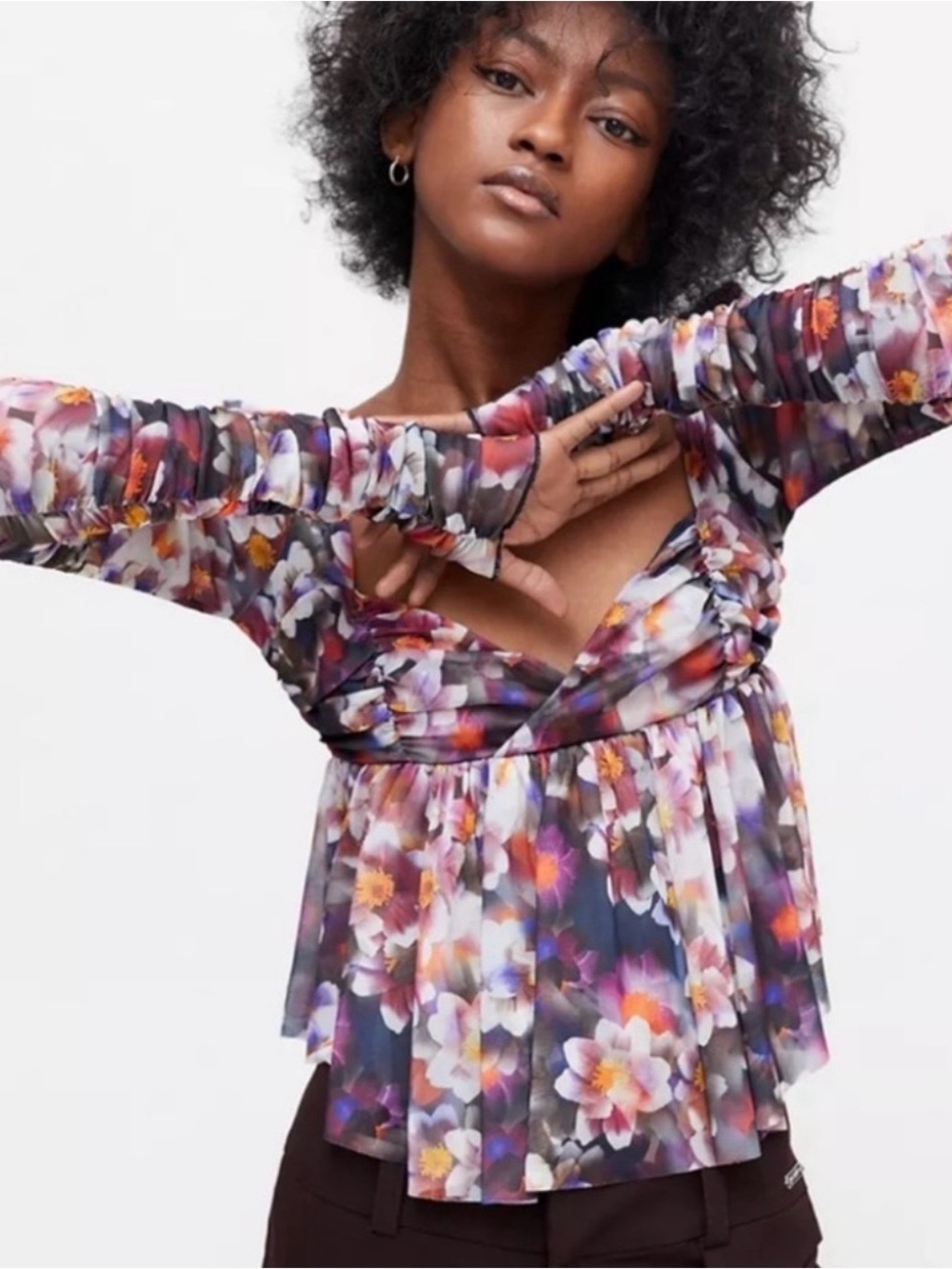 Urban Outfitters Carried Away Floral Mesh
Ruched Babydoll Blouse Size Small